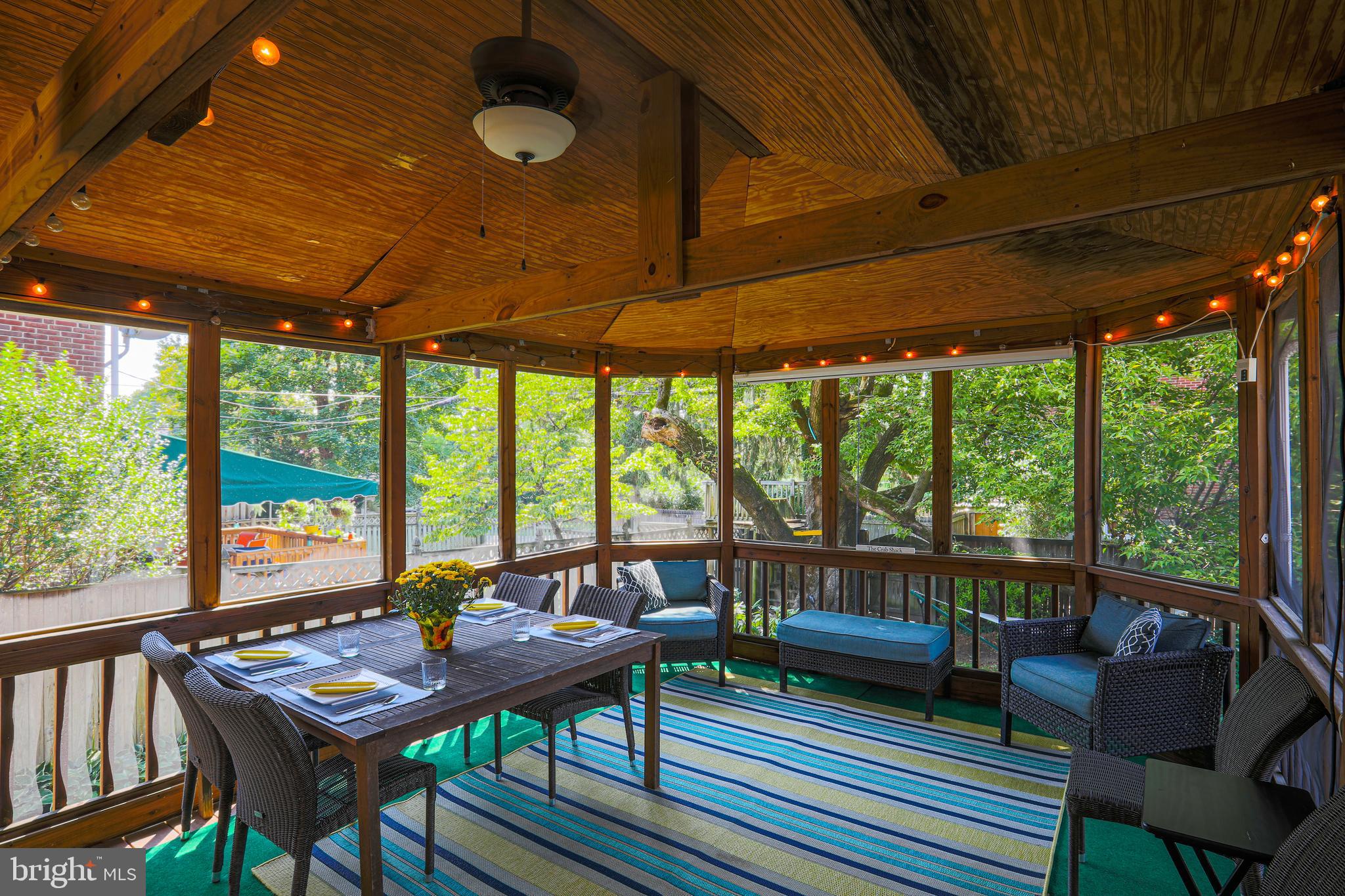 6422 Pinehurst Road Baltimore, MD 21212 - Photo 54 of 56 Fantastic screened in porch for working