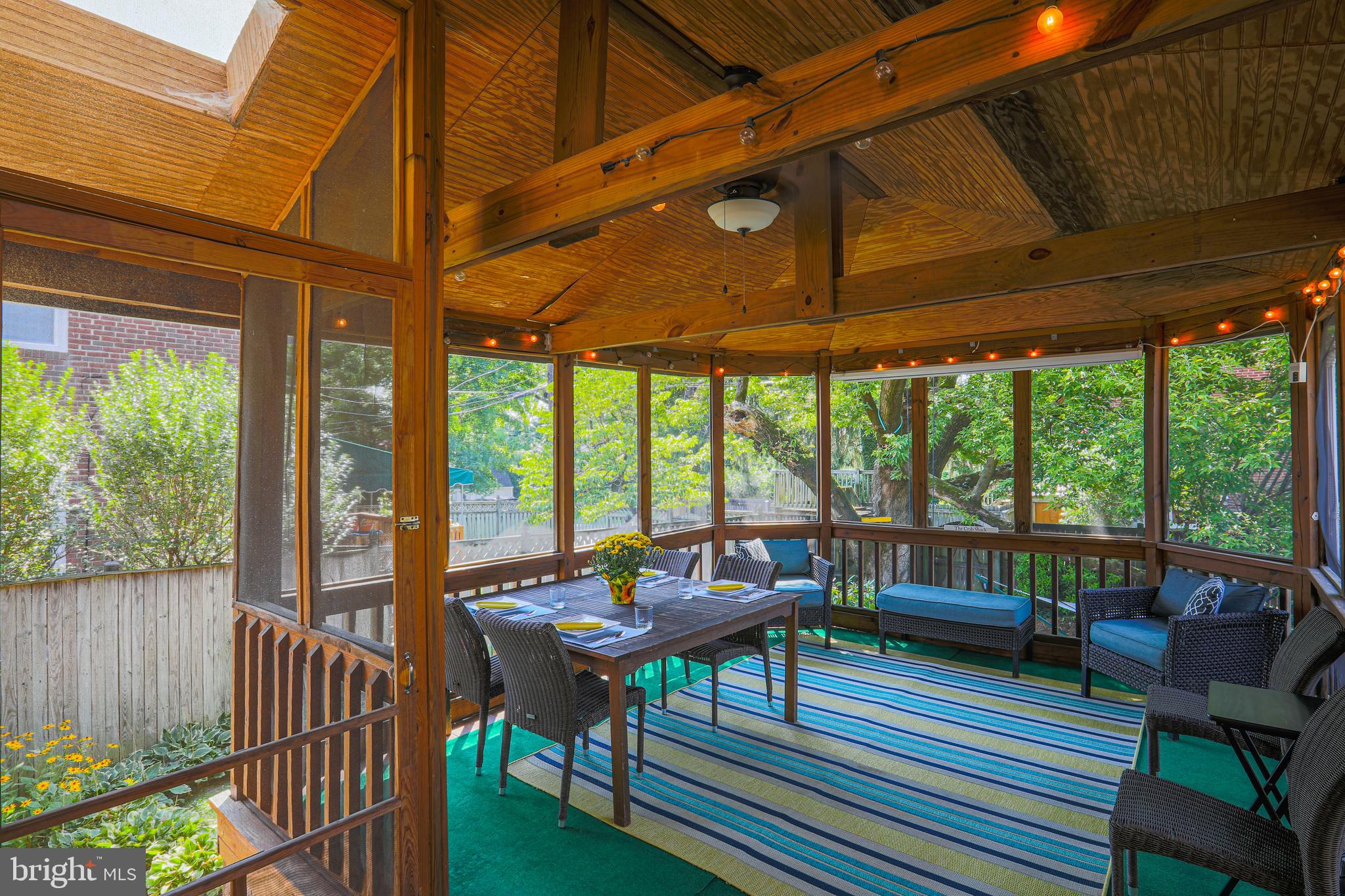 6422 Pinehurst Road Baltimore, MD 21212 - Photo 55 of 56 Fantastic screened in porch for lounging