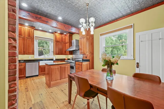 $599,900 | 1018 West Church Street, Champaign, IL 61821