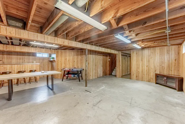 $2,599 | 5936 West 97th Street, Oak Lawn, IL 60453