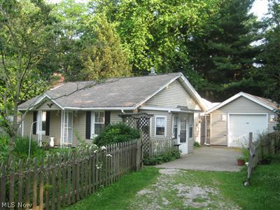 1387 Lake Road Conneaut, OH 44030 - Photo 1 of 1 Gallery Image 1