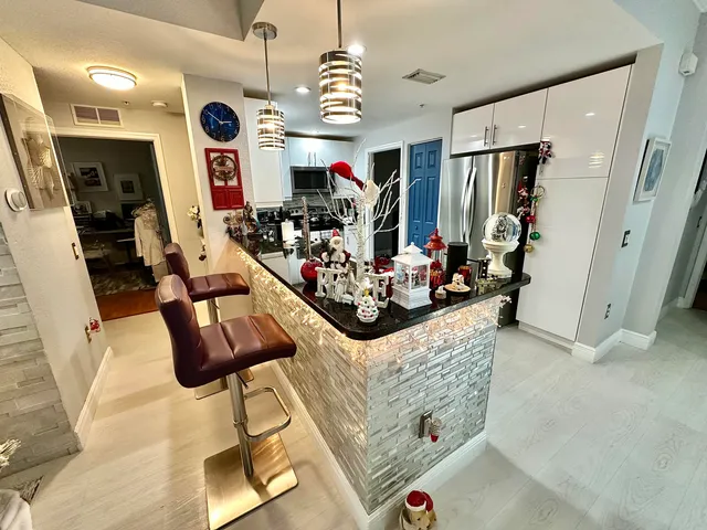 $3,800 | 4720 Mimosa Place, Unit 905, Coconut Creek, FL 33073