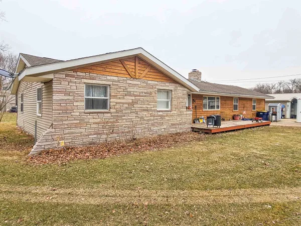 a front view of house with yard