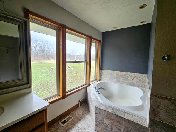 $340,000 | 10582 Atwood Road, Roscoe, IL 61073