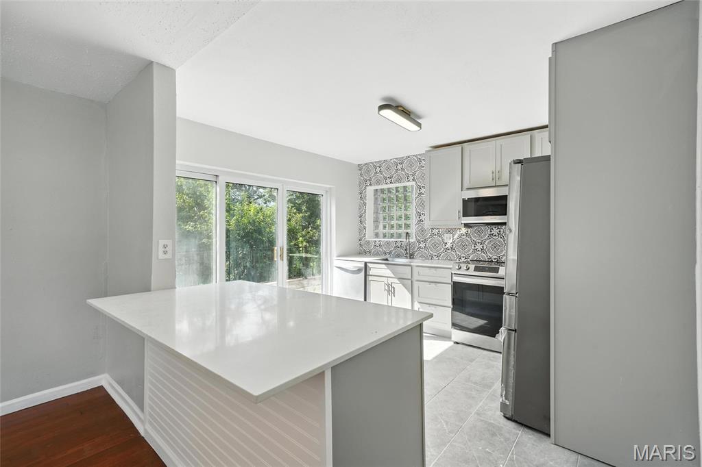 3604 Ridgedale Avenue St. Louis, MO 63121 - Photo 6 of 15