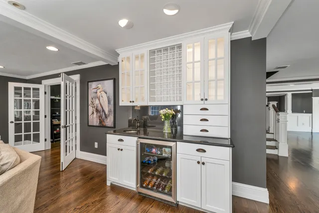 $1,060,000 | 771 Gilford Avenue, Gilford, NH 03249