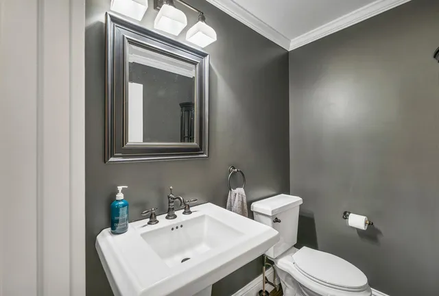 $1,060,000 | 771 Gilford Avenue, Gilford, NH 03249