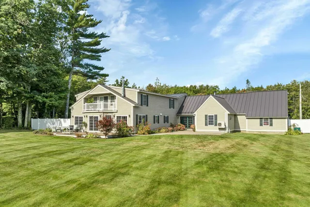 $1,060,000 | 771 Gilford Avenue, Gilford, NH 03249