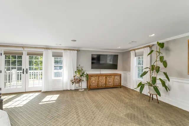 $1,060,000 | 771 Gilford Avenue, Gilford, NH 03249