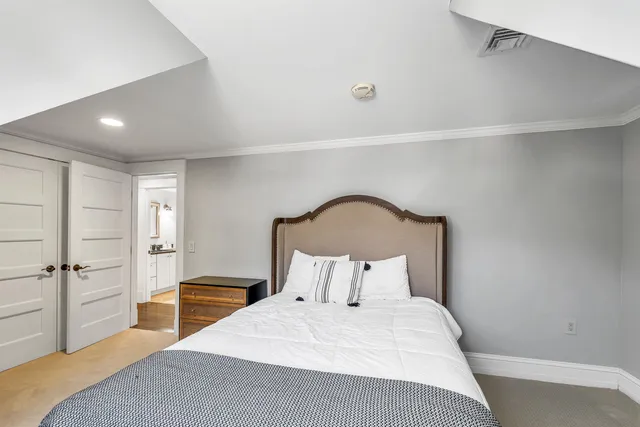 $1,060,000 | 771 Gilford Avenue, Gilford, NH 03249