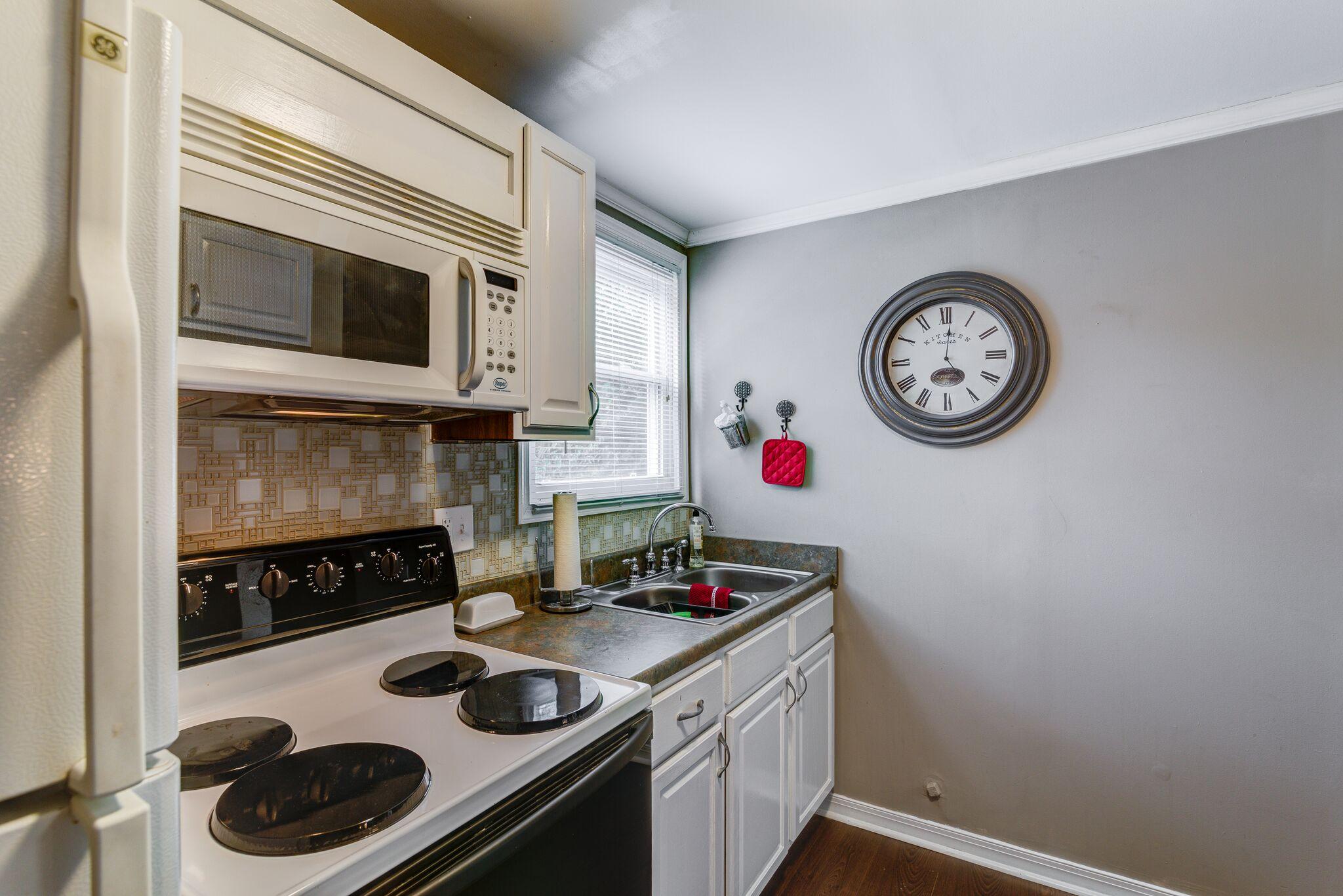 3306 Mud Lick Road Southwest Roanoke, VA 24018 - Photo 52 of 66 Apartment