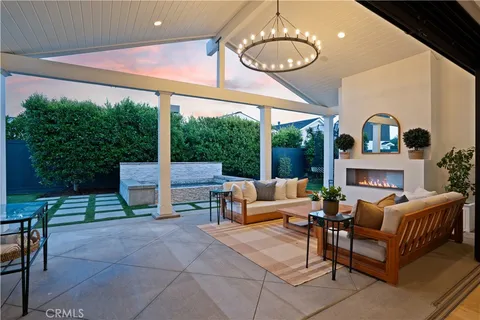 $6,795,000 | 1230 Essex Lane, Newport Beach, CA 92660