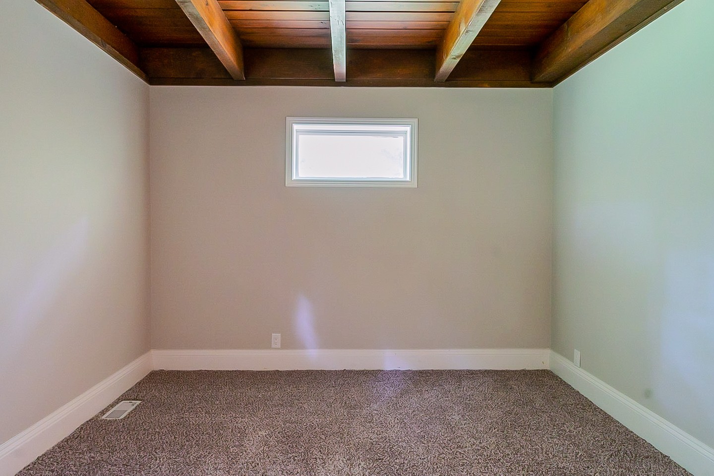 4839 Kinneys School Road Springfield, TN 37172 - Photo 17 of 35 a view of an empty room