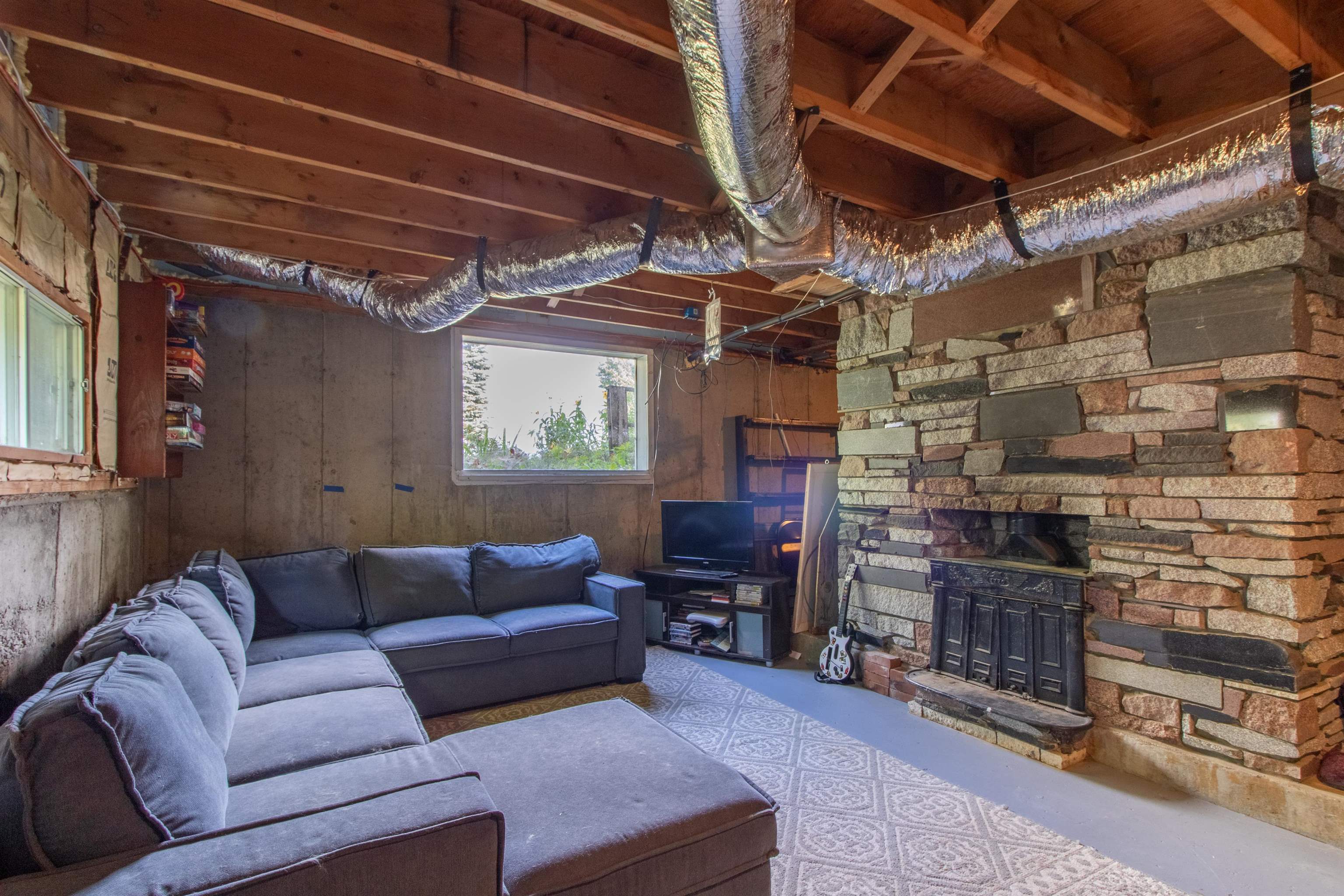 707 Lake Road Newport, VT 05855 - Photo 19 of 44 Gallery Image 19
