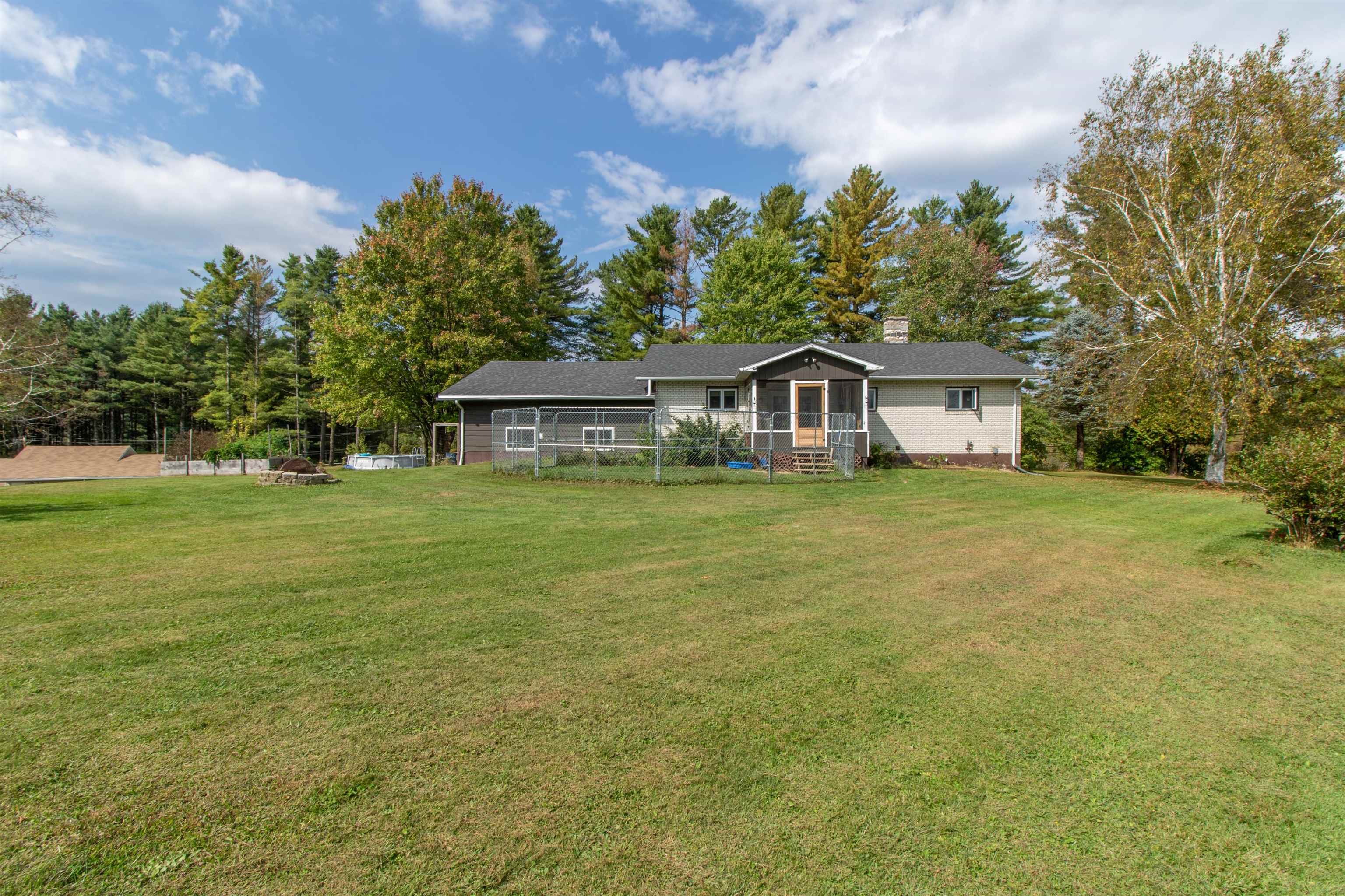 707 Lake Road Newport, VT 05855 - Photo 2 of 44 Gallery Image 2