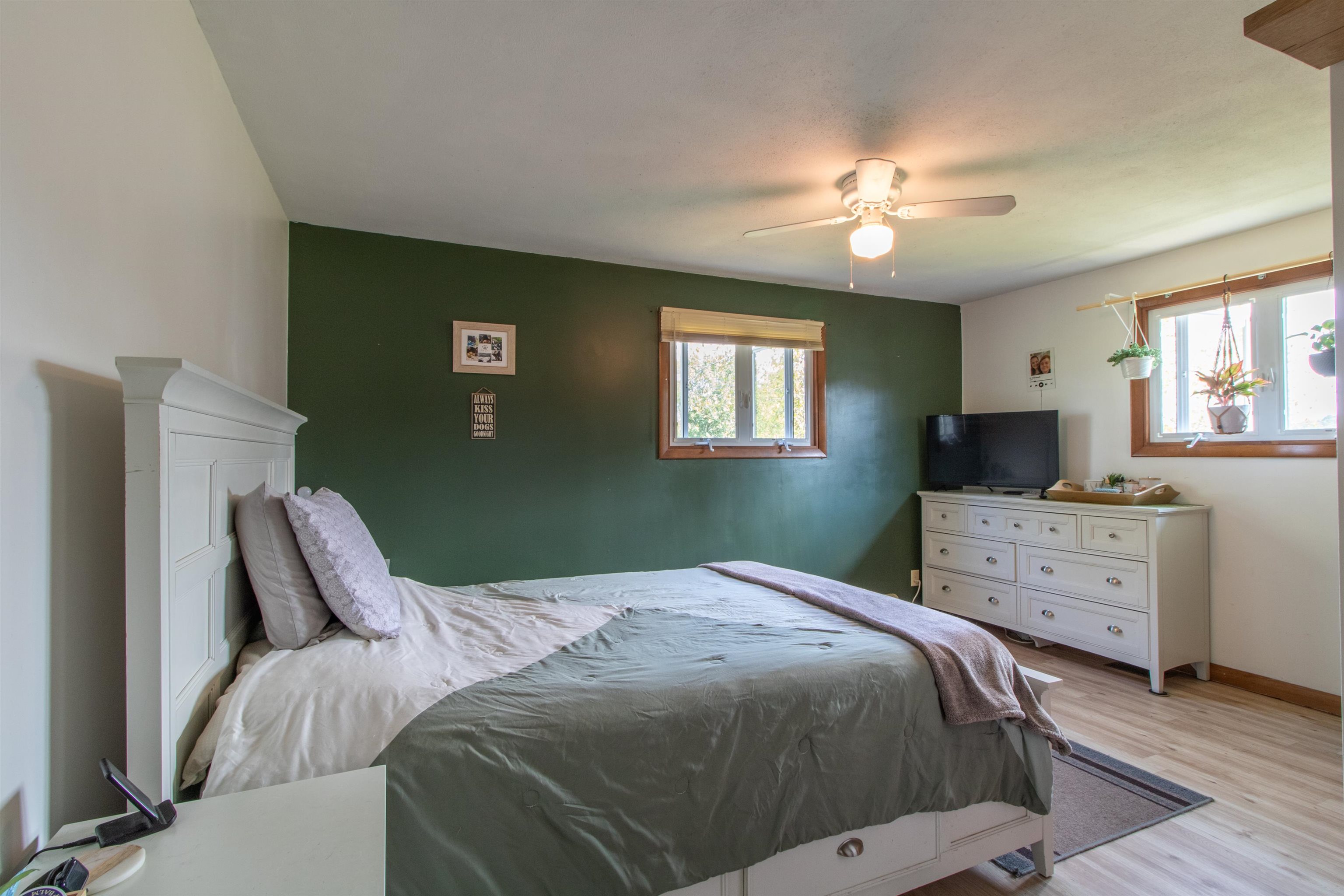 707 Lake Road Newport, VT 05855 - Photo 5 of 44 Gallery Image 5