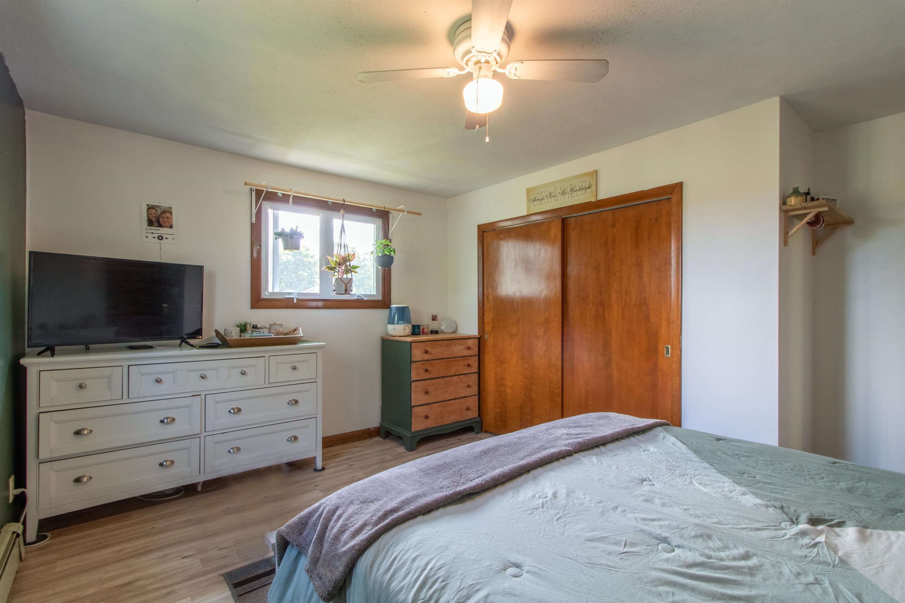 707 Lake Road Newport, VT 05855 - Photo 6 of 44 Gallery Image 6