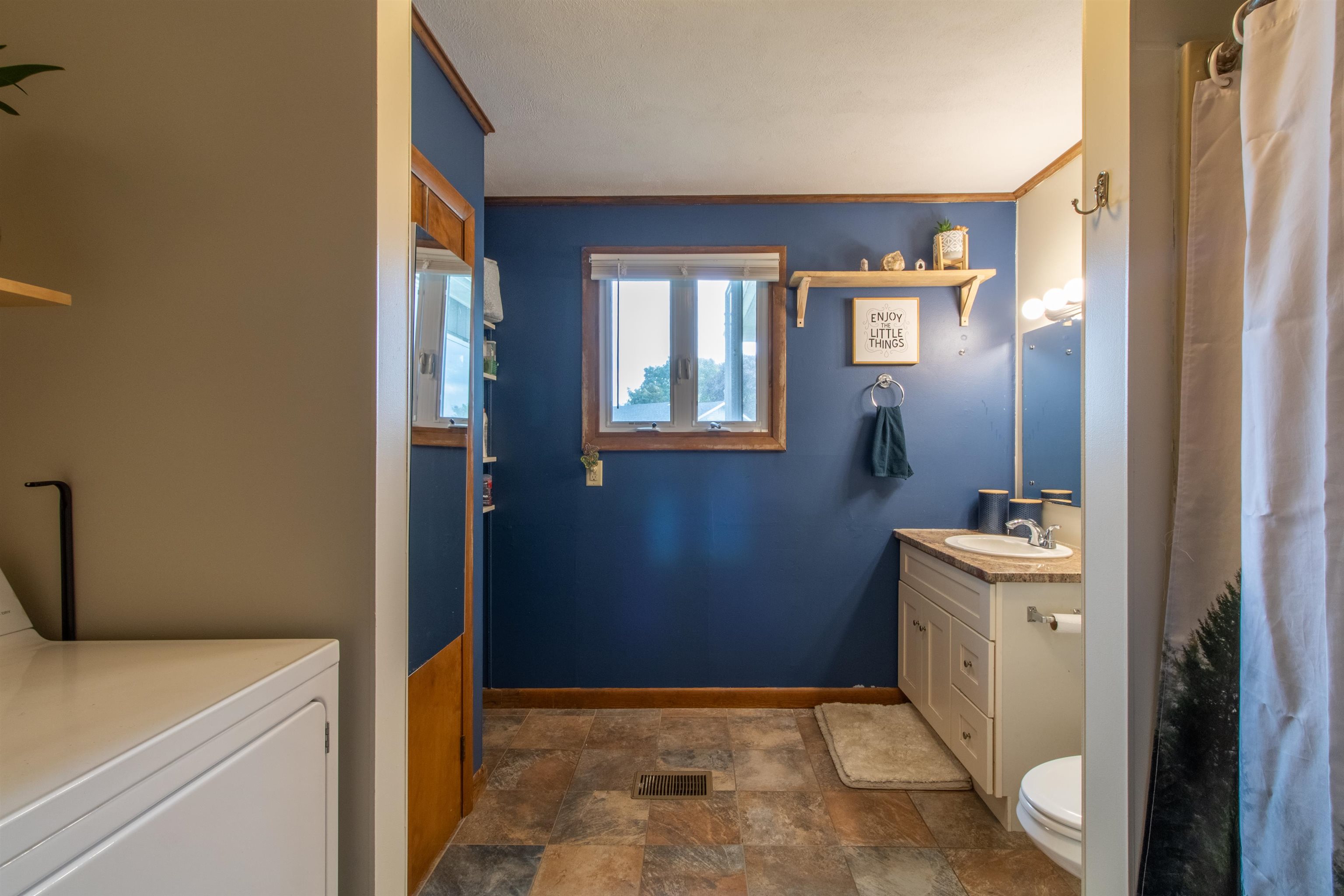 707 Lake Road Newport, VT 05855 - Photo 9 of 44 Gallery Image 9