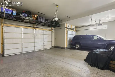 a view of a garage