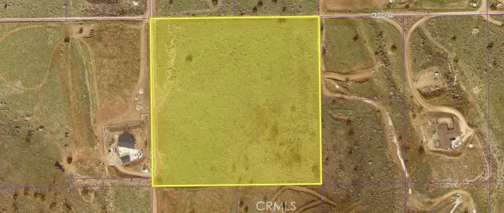 10 Katee Palmdale, CA 93550 - Photo 4 of 21 a bathroom with a shower