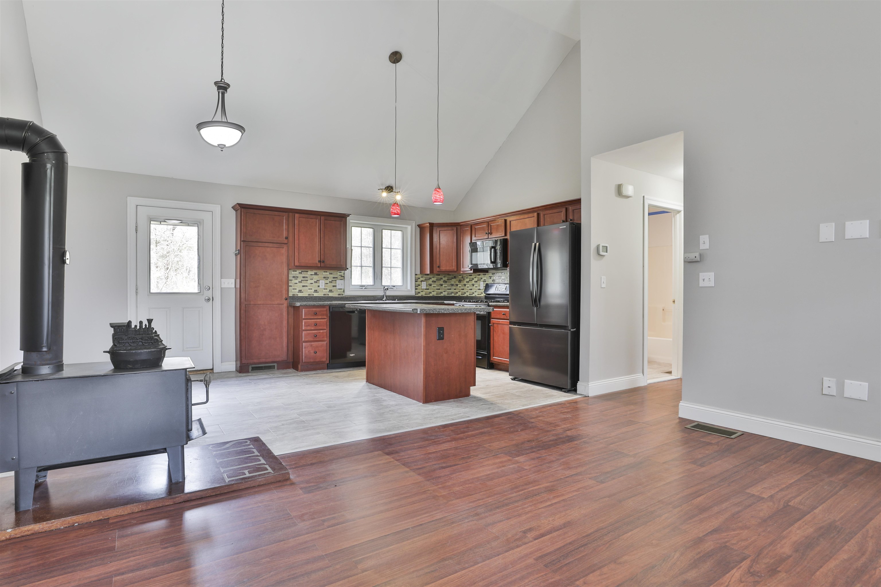 109 Old Brookline Road Milford, NH 03055 - Photo 12 of 29