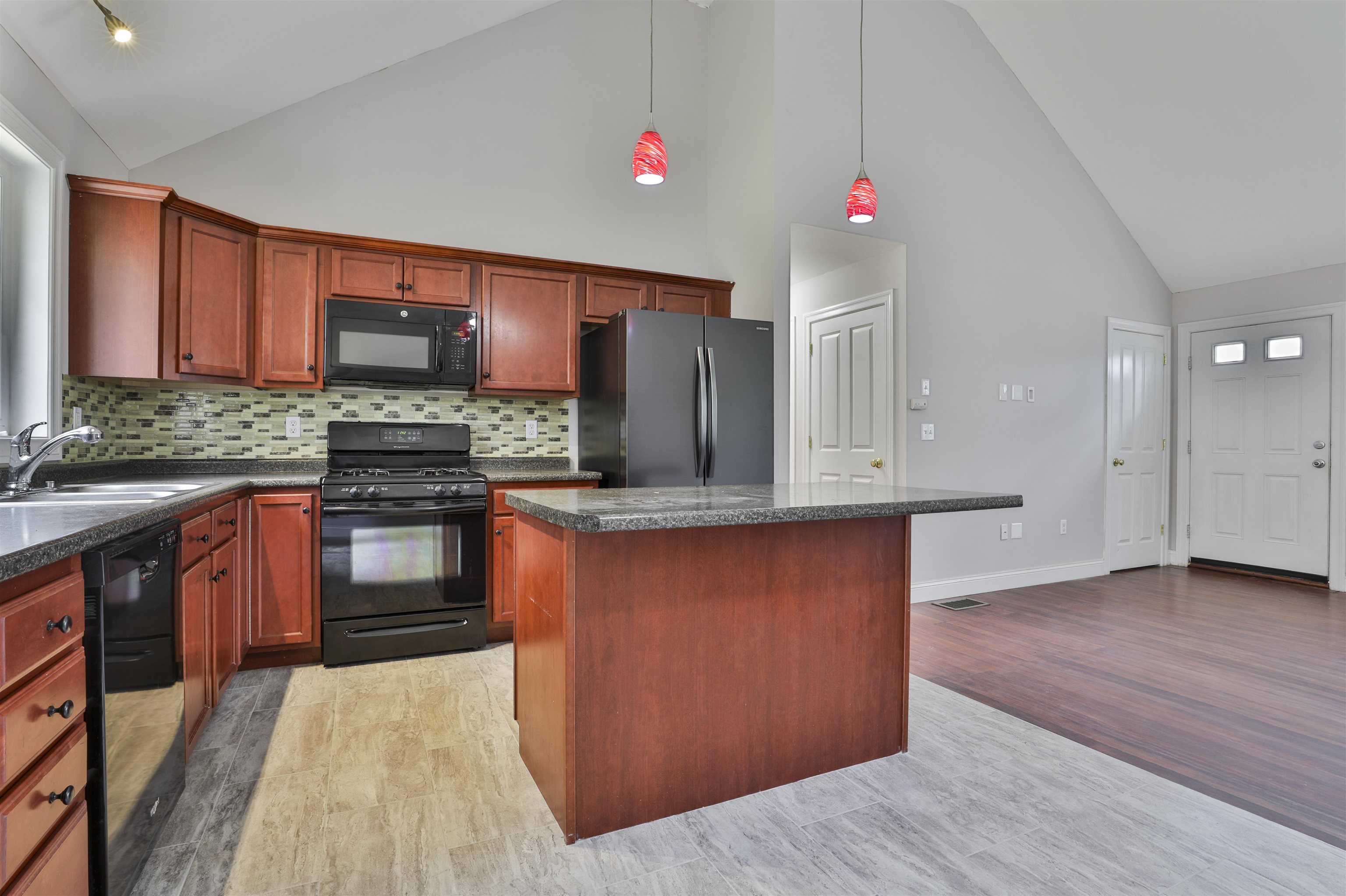 109 Old Brookline Road Milford, NH 03055 - Photo 16 of 29