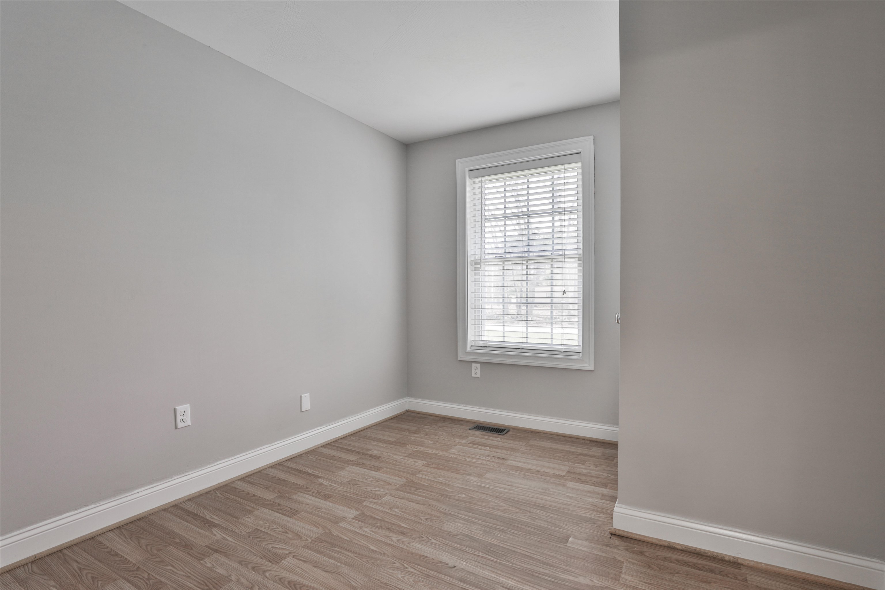 109 Old Brookline Road Milford, NH 03055 - Photo 19 of 29