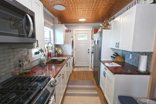 $1,200,000 | 67050 95th Avenue, Dowagiac, MI 49047