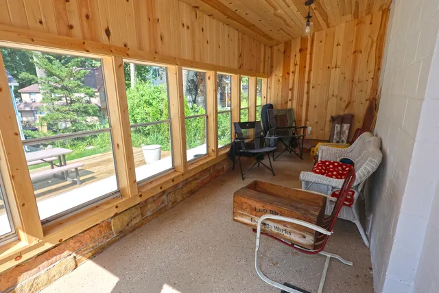 $1,200,000 | 67050 95th Avenue, Dowagiac, MI 49047