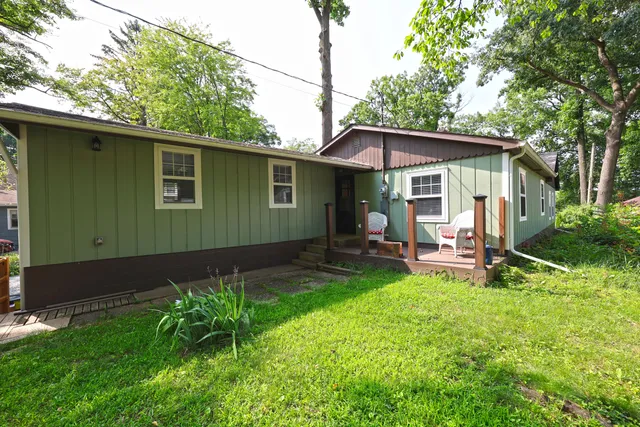 $1,200,000 | 67050 95th Avenue, Dowagiac, MI 49047