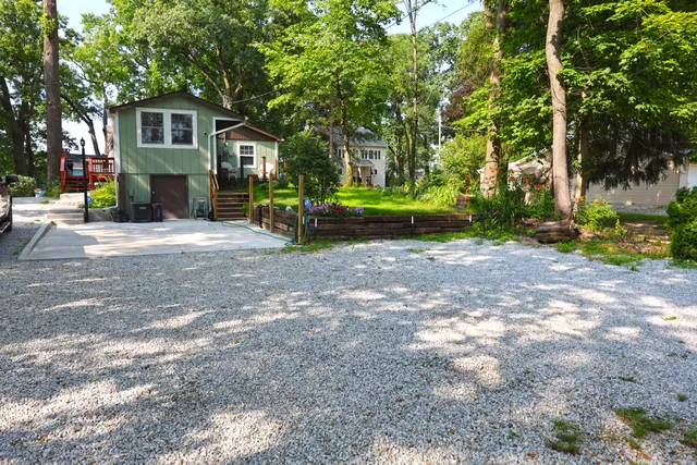 $1,200,000 | 67050 95th Avenue, Dowagiac, MI 49047