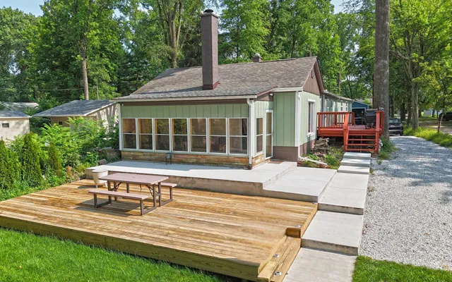 $1,200,000 | 67050 95th Avenue, Dowagiac, MI 49047