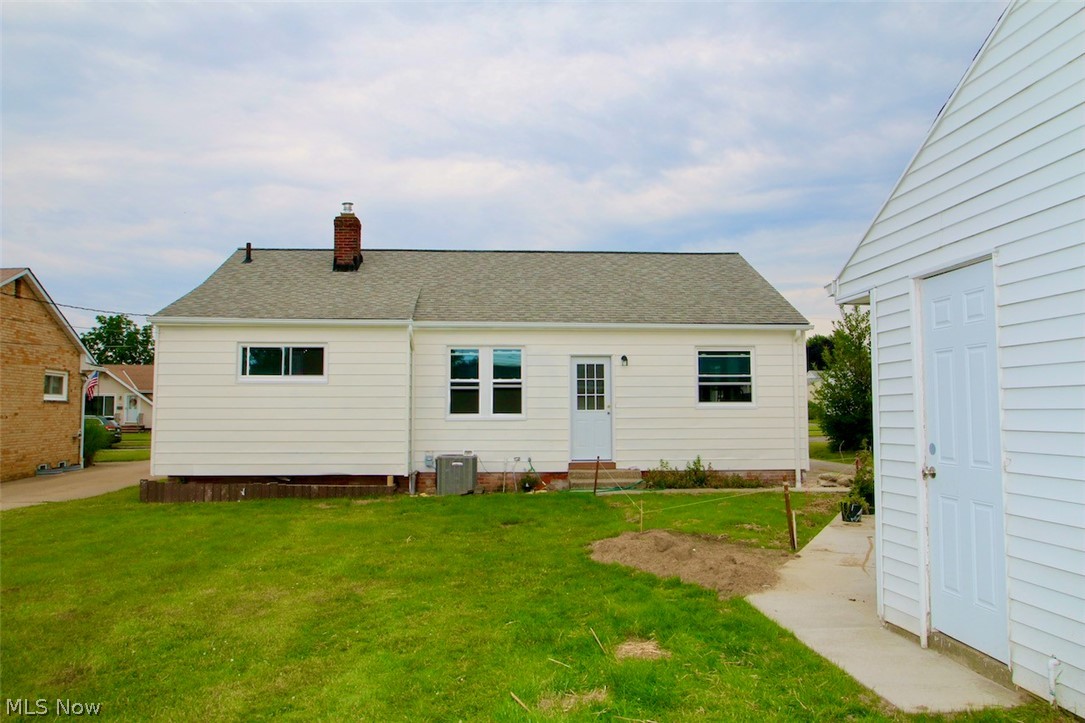 1730 Crestwood Road Cleveland, OH 44124 - Photo 33 of 35 Gallery Image 33