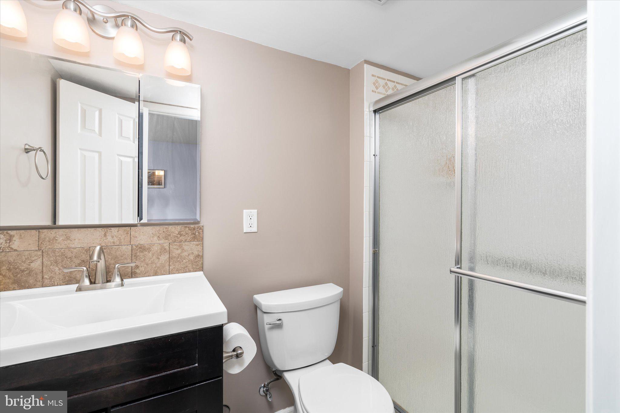 15 Baggaley Road Hamilton, NJ 08690 - Photo 21 of 35