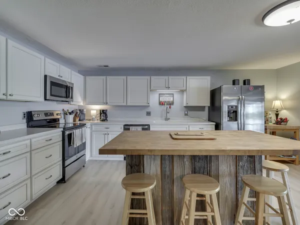 $799,900 | 7307 Center Lake Road, Nineveh, IN 46164