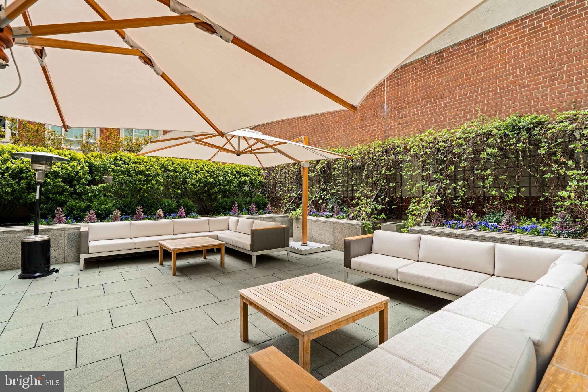 130 South 18th Street, Unit 501 Philadelphia, PA 19103 - Photo 37 of 43 a view of outdoor space with seating