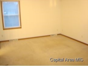 2700 Carl Prairie Drive Springfield, IL 62703 - Photo 7 of 11