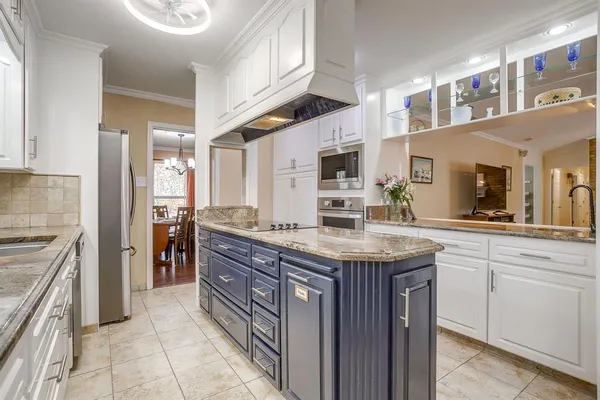 $559,000 | 1205 Shady Creek Drive, Euless, TX 76040