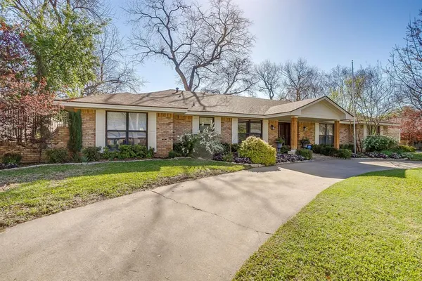 $559,000 | 1205 Shady Creek Drive, Euless, TX 76040