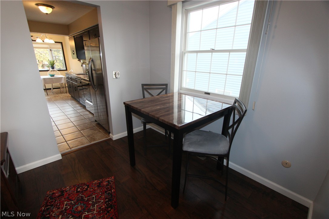 24320 Knickerbocker Road Bay Village, OH 44140 - Photo 9 of 28 Gallery Image 9