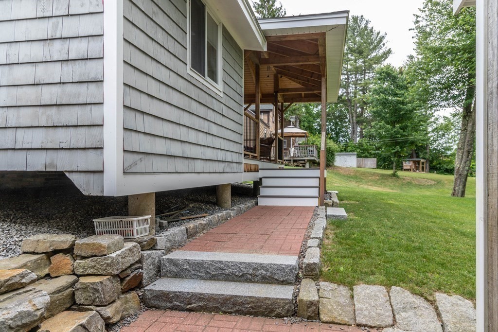 16 Crescent Street Lancaster, MA 01523 - Photo 18 of 23