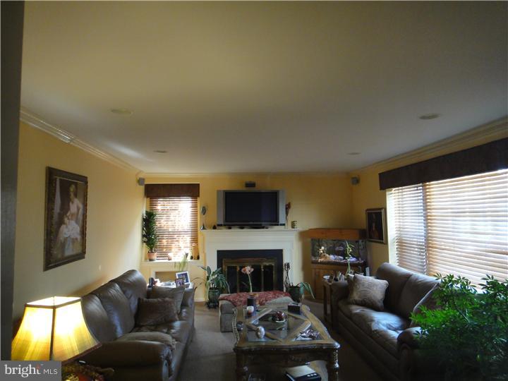 523 Putnam Road Merion Station, PA 19066 - Photo 7 of 24 Living Room
