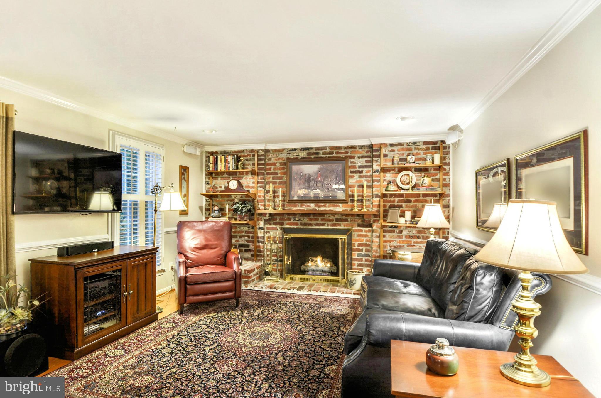 9420 Elger Mill Road Gaithersburg, MD 20886 - Photo 12 of 30 Family Room w/gs fireplace