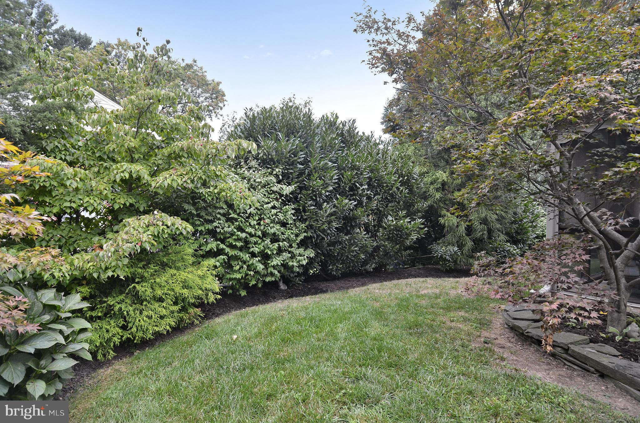 9420 Elger Mill Road Gaithersburg, MD 20886 - Photo 28 of 30 Exterior (Rear)