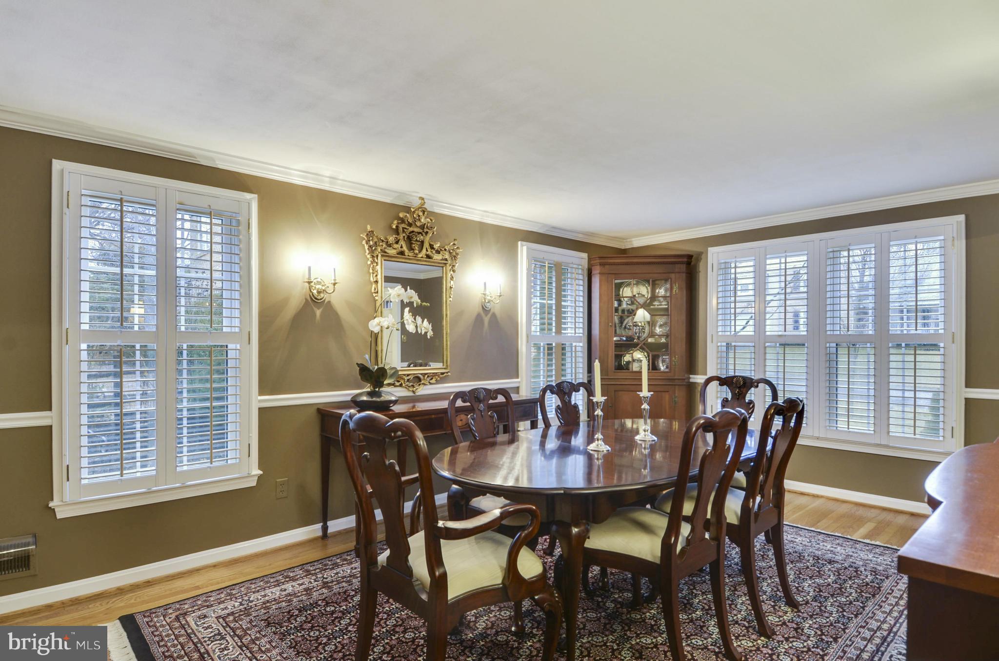 9420 Elger Mill Road Gaithersburg, MD 20886 - Photo 7 of 30 Dining Room