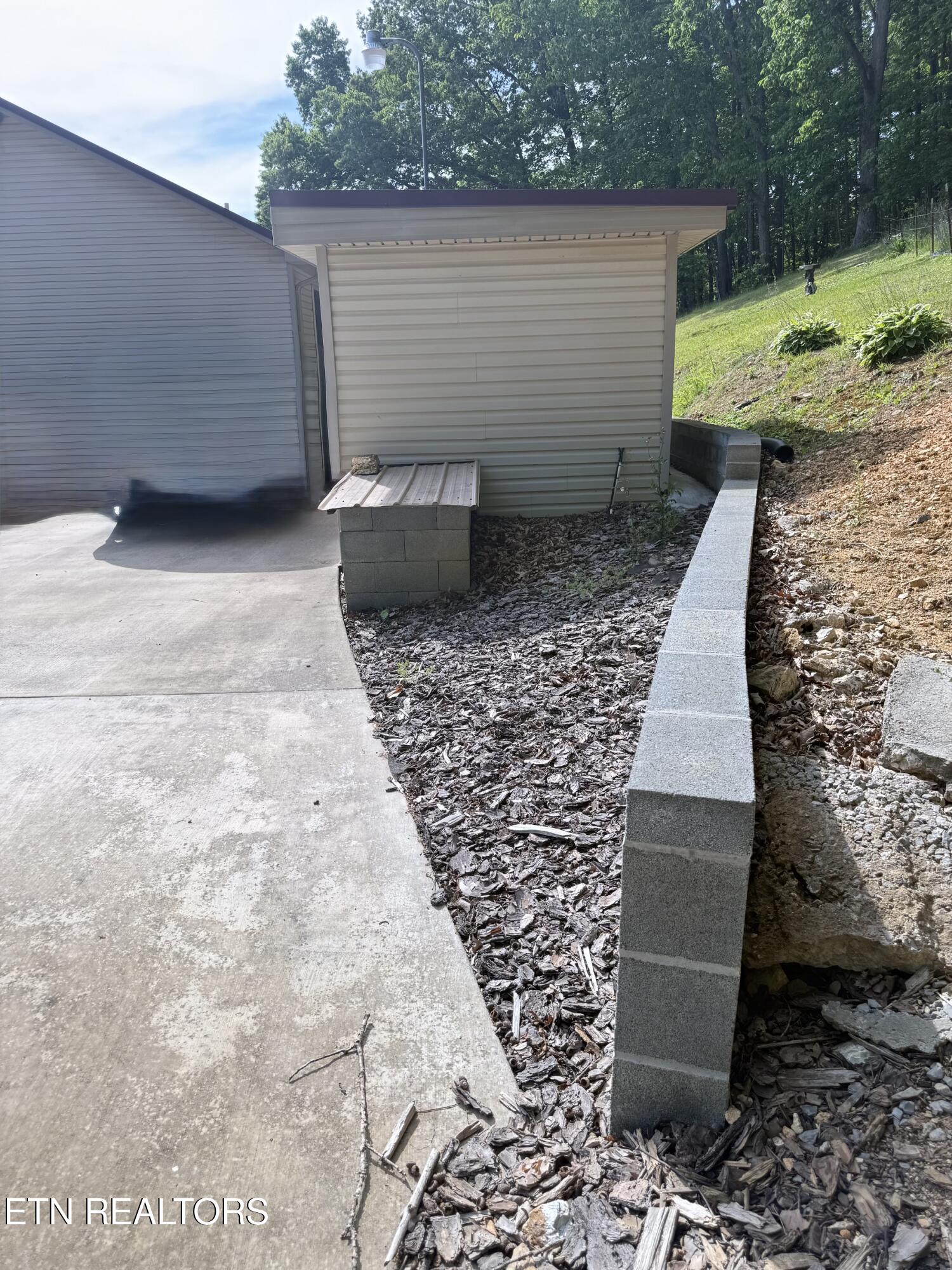 306 Dalton Road Harrogate, TN 37752 - Photo 39 of 44 306 Dalton Rd Pic8
