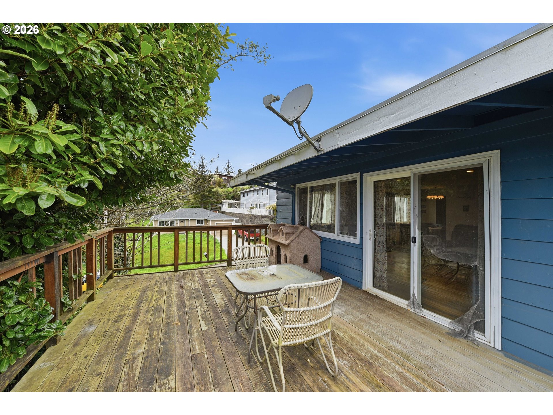 2617 Union Avenue North Bend, OR 97459 - Photo 37 of 46