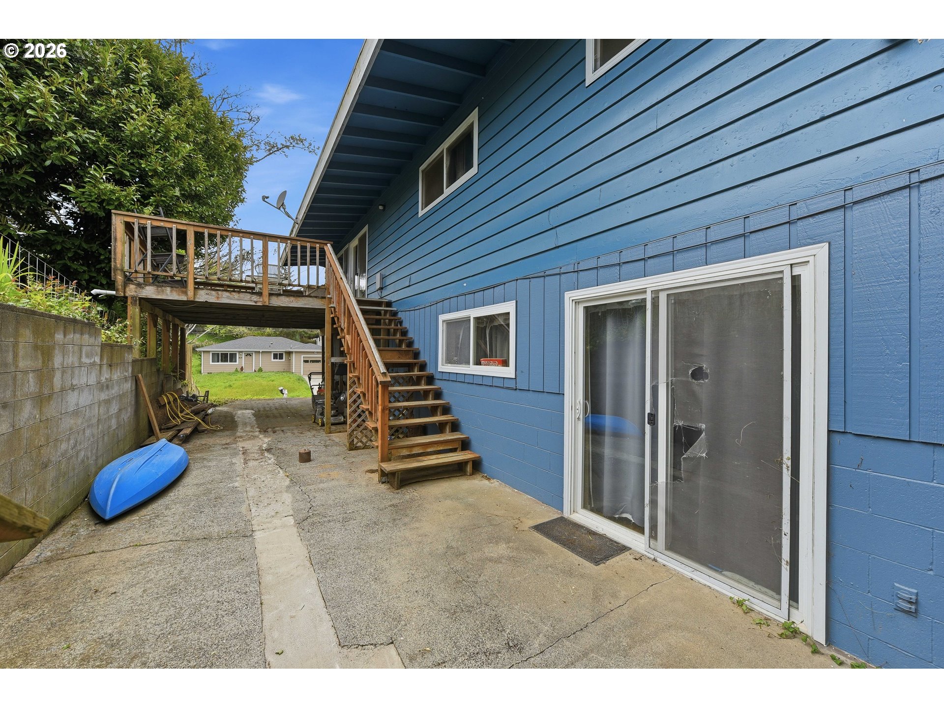 2617 Union Avenue North Bend, OR 97459 - Photo 39 of 46