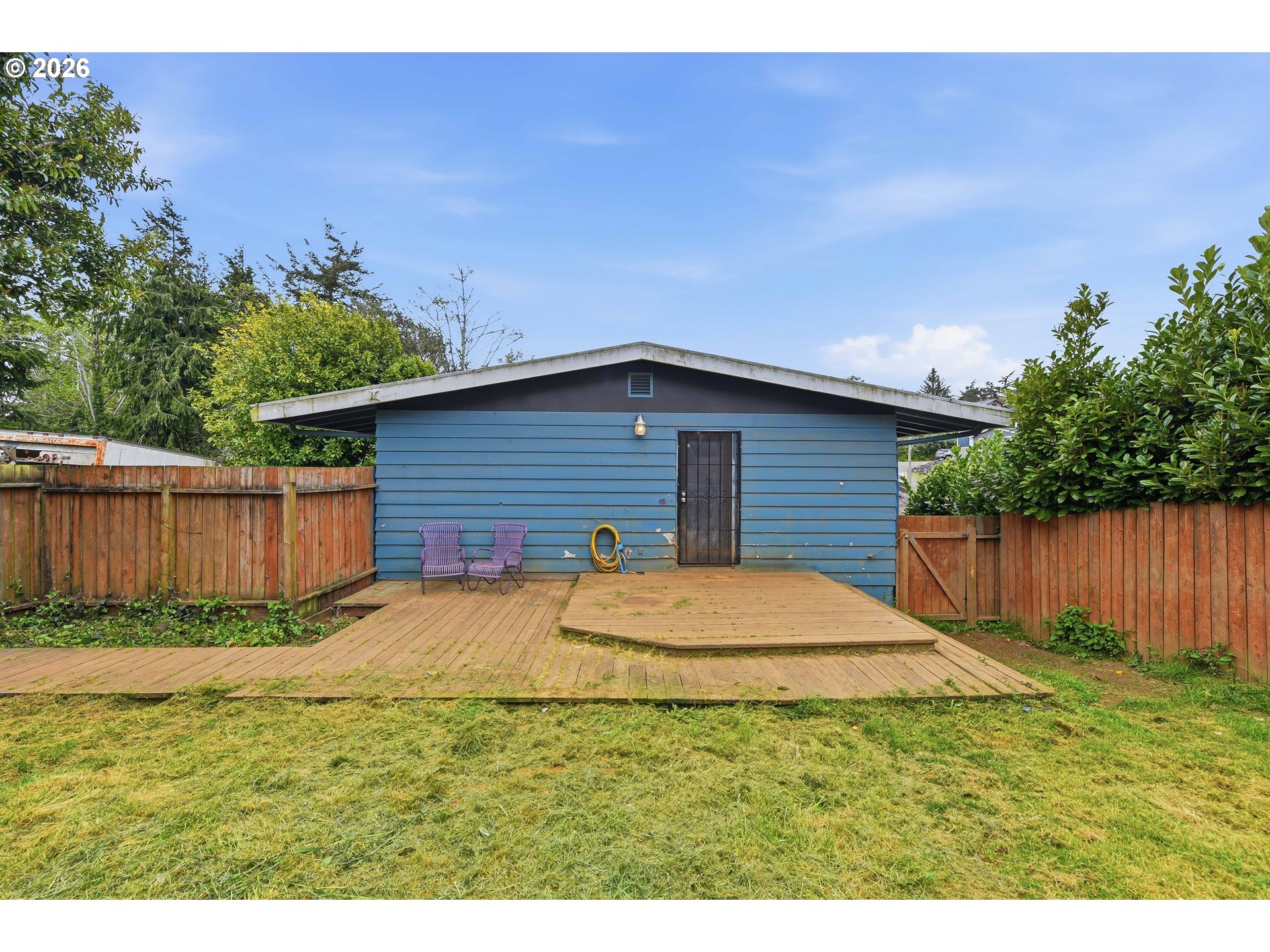 2617 Union Avenue North Bend, OR 97459 - Photo 41 of 46