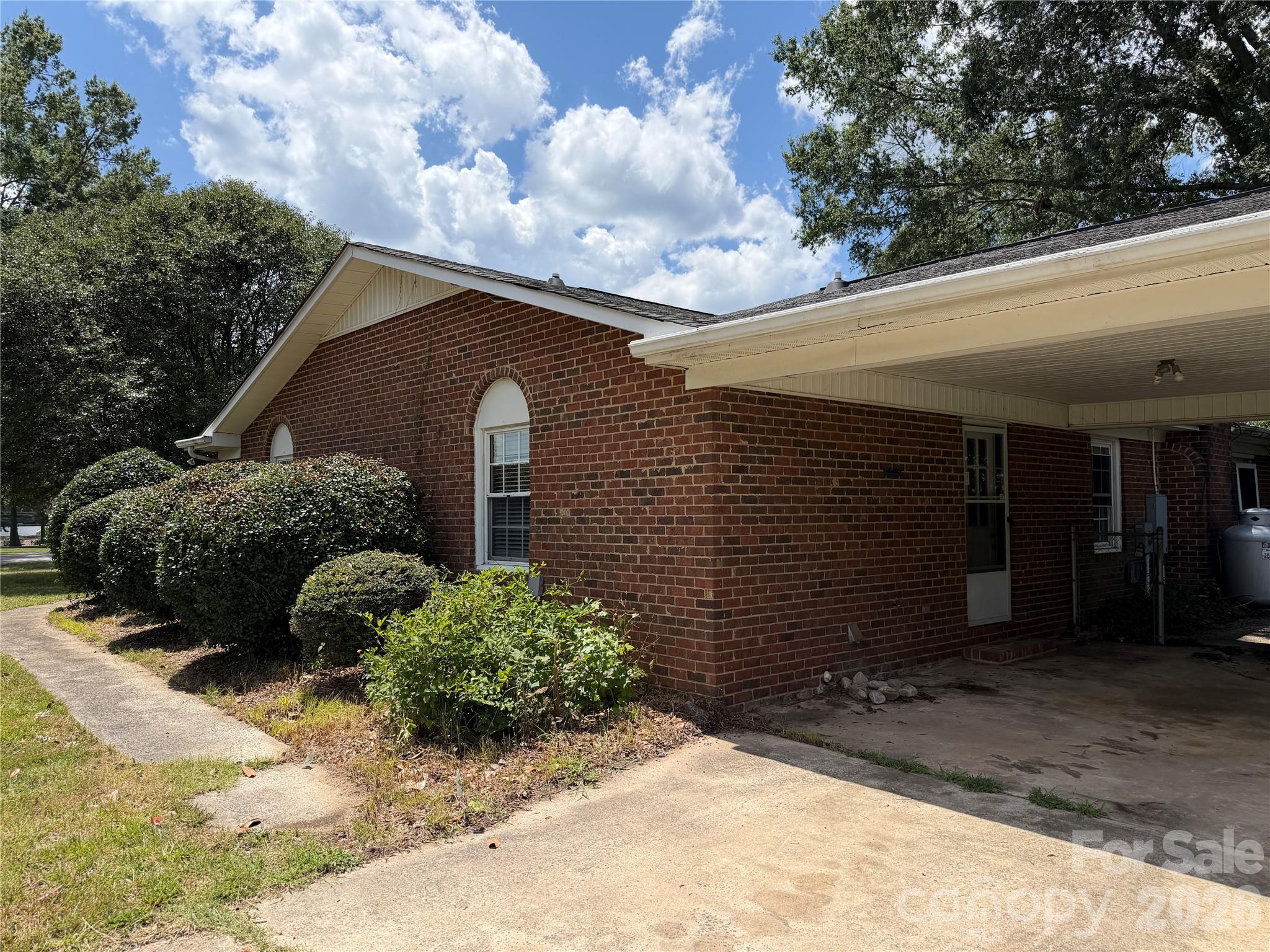 3025 Smith Farm Road Matthews, NC 28104 - Photo 6 of 10